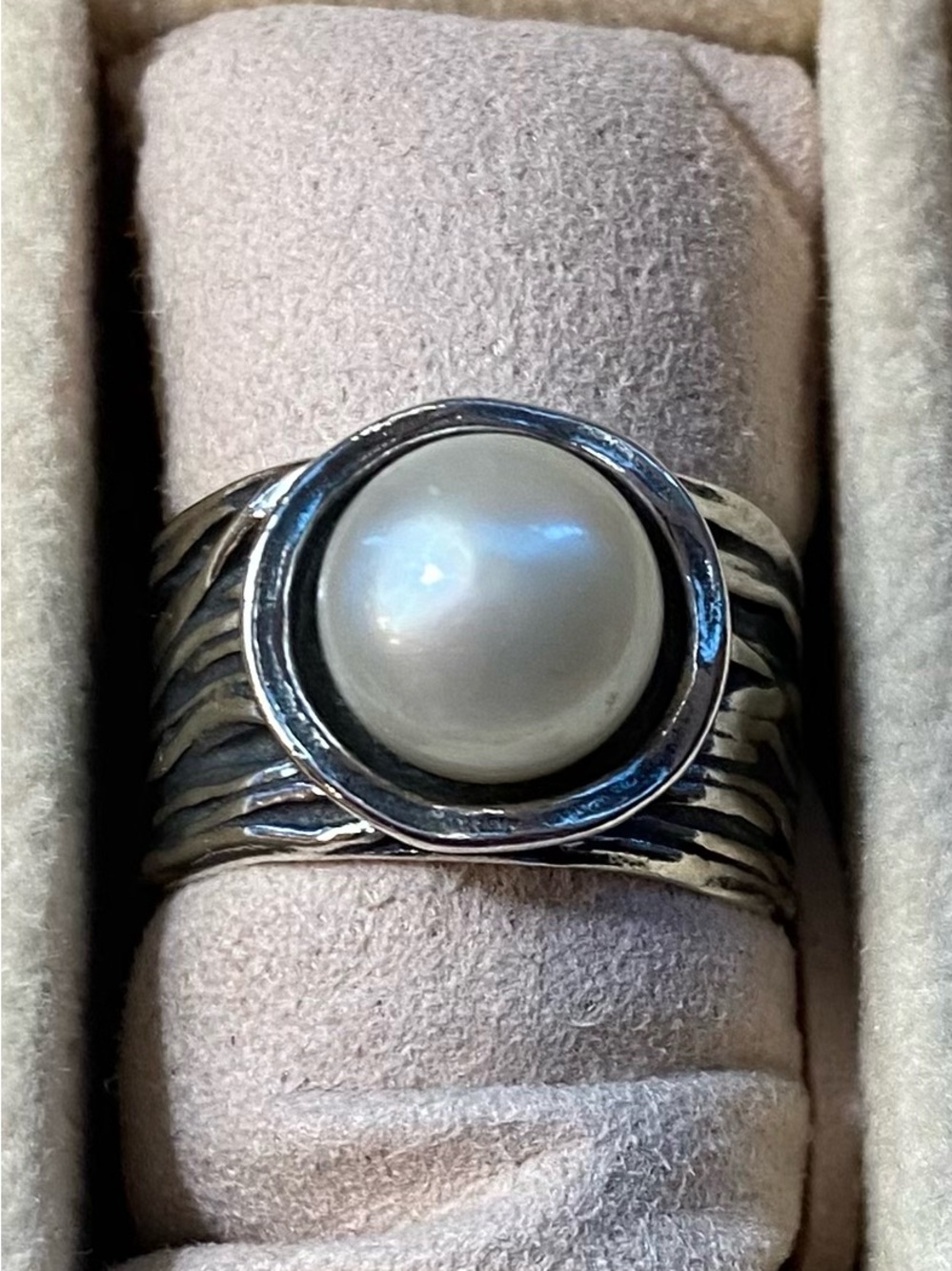 Sterling Silver Pearl Accent Ring - White Pearl